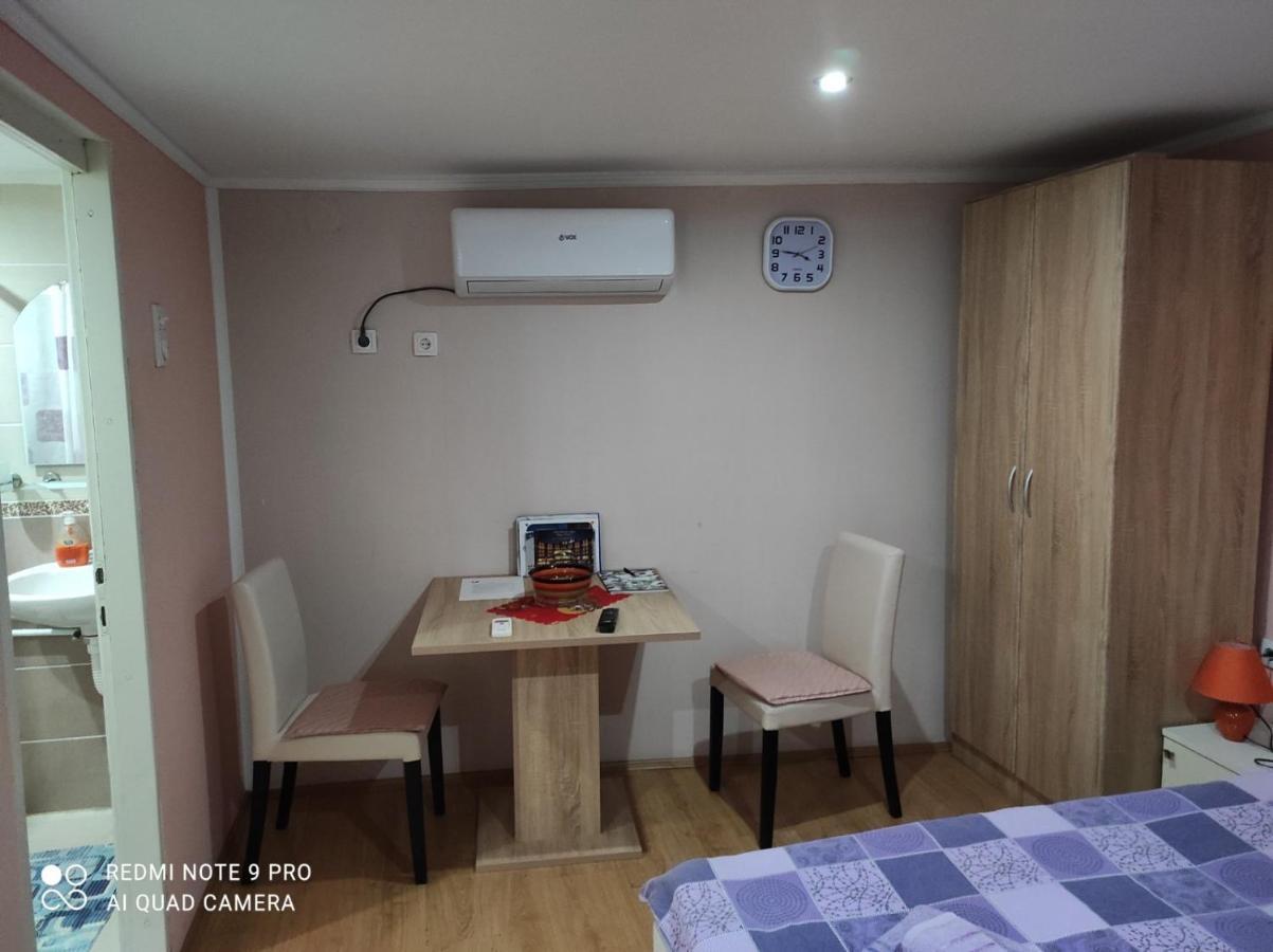 Apartment 3 Andjela Vrdnik